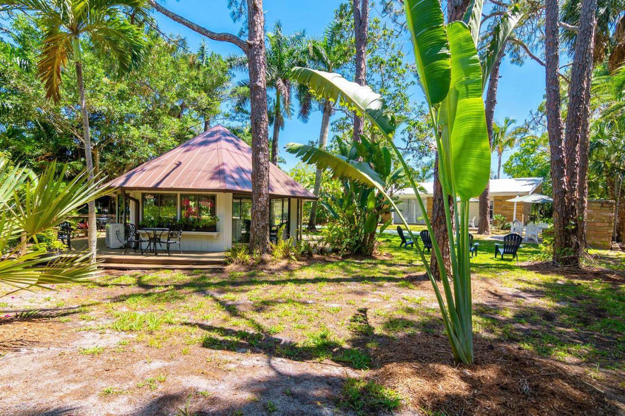 The Fairways Inn Of Naples Exterior photo